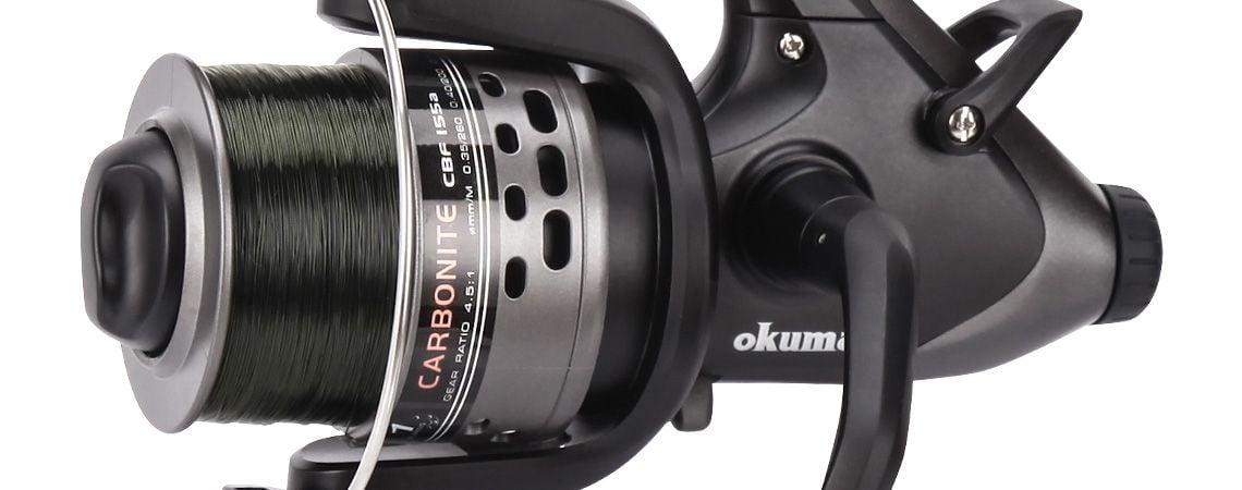 BOBINA DA SPINNING CARBONITE XP BAITFEEDER - Okuma Carbonite XP Bobina da spinning con sistema di alimentazione automatica On/Off - Sistema di ingranaggi ellittici di precisione